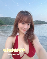 希娜：166cm 48kg D 26歲