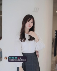 💖名字: 檸檬  身材密码:  162cm 46kg C 24歲